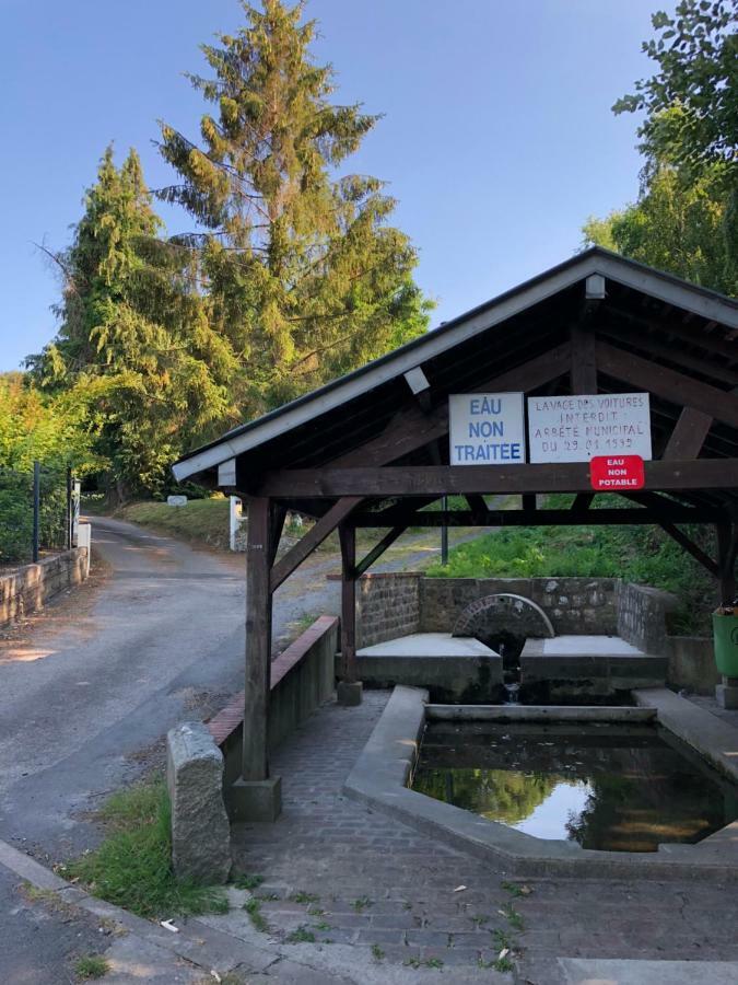 Aux Lettres Du Lavoir La Rivière-Saint-Sauveur Exteriér fotografie